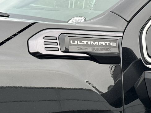 Used 2025 GMC Sierra 3500 Denali Ultimate AWD/4WD image 16