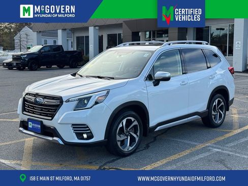 Used 2024 Subaru Forester Touring AWD/4WD image 1
