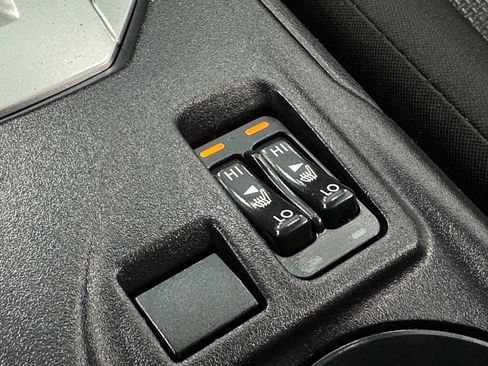 Used 2017 Subaru Impreza 2.0i Premium image 21