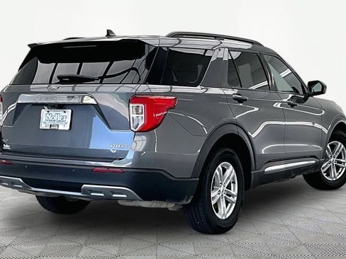 Certified 2023 Ford Explorer XLT w/ Equipment Group 202A AWD/4WD image 2
