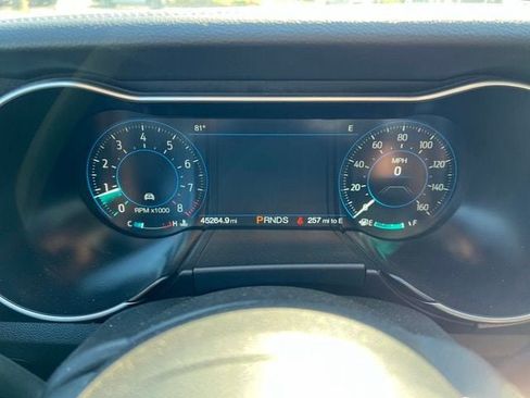 Used 2022 Ford Mustang GT Premium w/ Equipment Group 401A RWD image 12