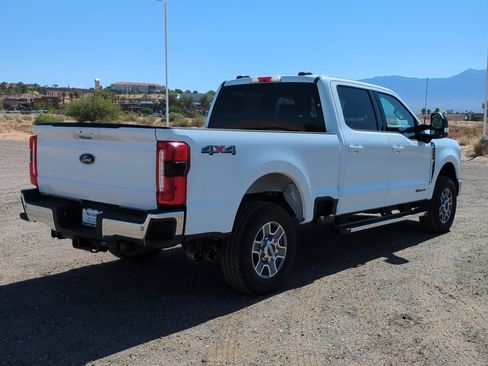 Used 2025 Ford F250 Lariat AWD/4WD image 6