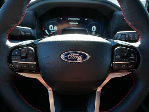 Used 2026 Ford Explorer ST-Line w/ ST-Line Street Pack image 25