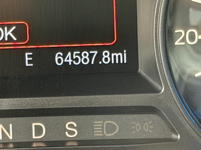 Used 2017 Ford Explorer XLT FWD image 32