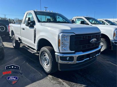 New 2025 Ford F350 XL w/ XL Chrome Package
