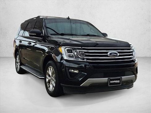 Certified 2021 Ford Expedition XLT RWD image 3