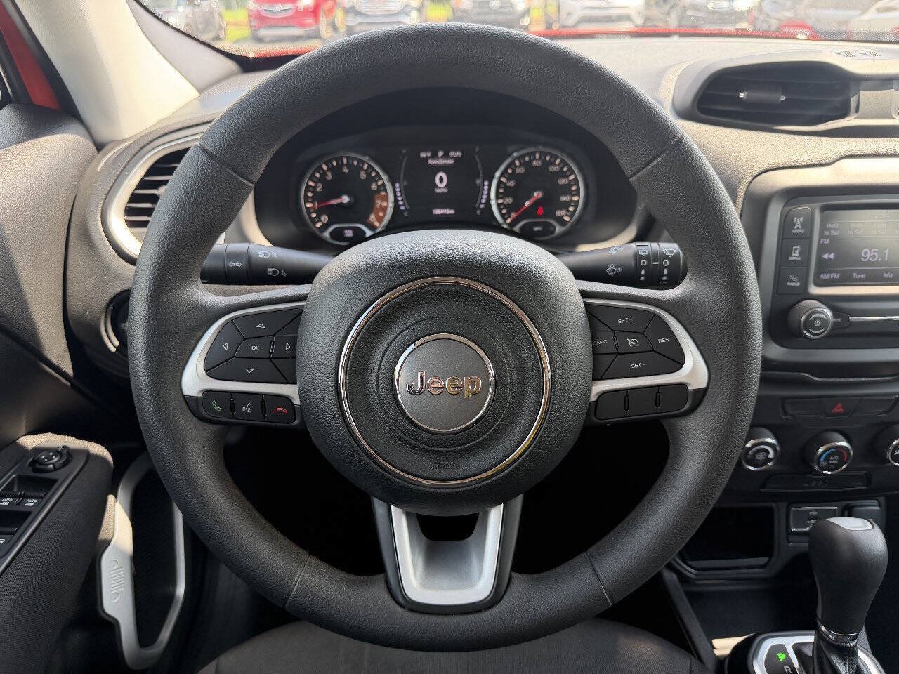 Used 2019 Jeep Renegade Sport FWD image 17