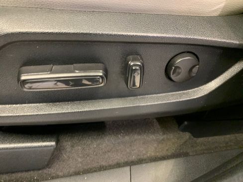 Used 2024 Honda Pilot EX-L image 19