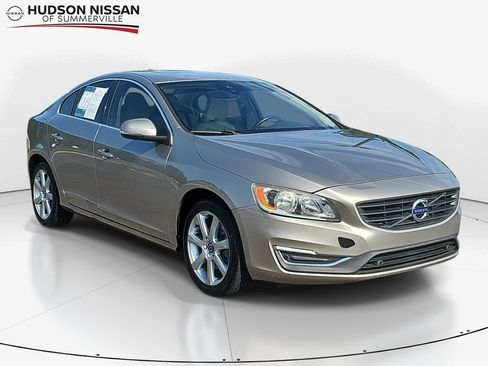 Used 2016 Volvo S60 T5 Premier w/ Convenience Package FWD image 1