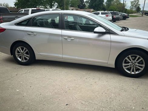Used 2016 Hyundai Sonata SE FWD image 6