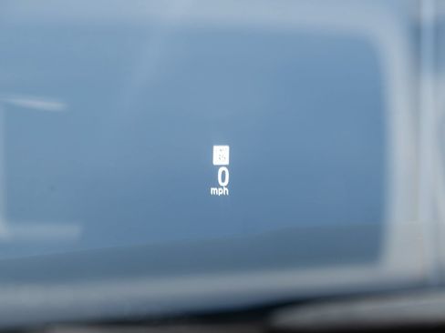 Used 2018 Honda Accord Touring image 9