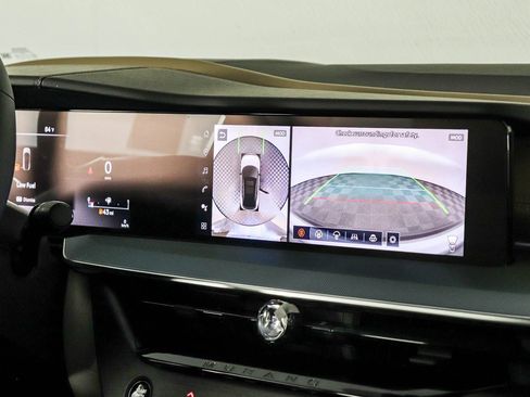 New 2025 Nissan Murano Platinum w/ Cargo Package image 16