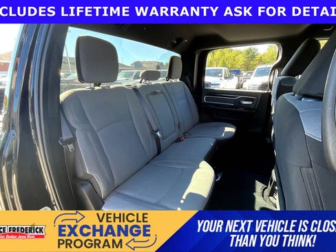 Used 2023 RAM 3500 Big Horn w/ Level 1 Equipment Group AWD/4WD image 20