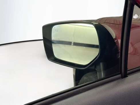 Used 2017 Subaru Crosstrek 2.0i Premium image 16