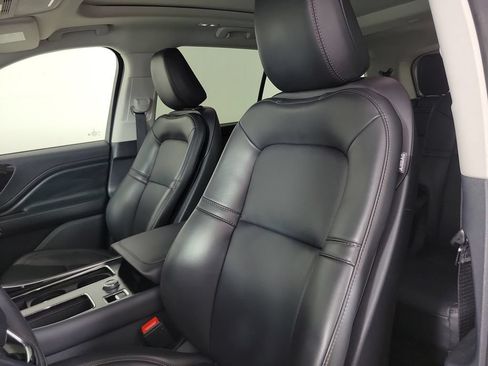 Certified 2025 Lincoln Aviator 2WD w/ Jet Appearance Package image 37