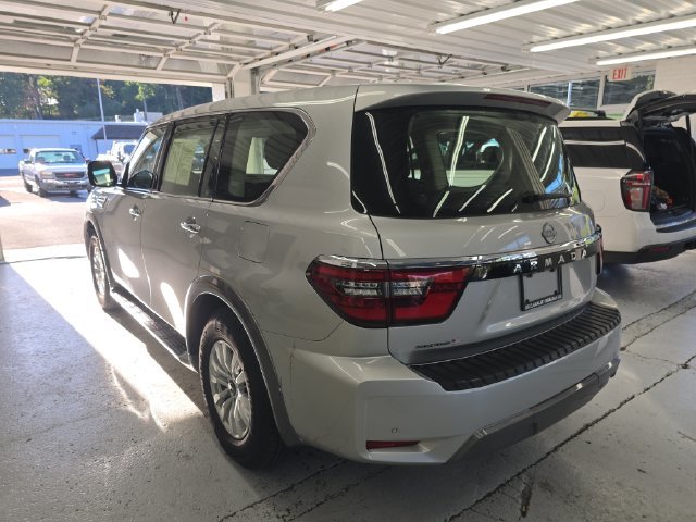 Used 2023 Nissan Armada S RWD image 3