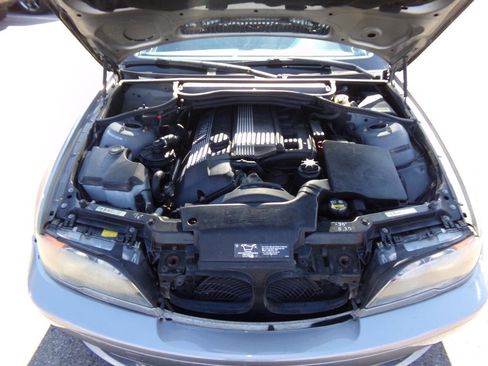 Used 2004 BMW 325Ci Convertible RWD image 18