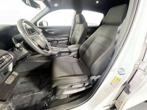 Used 2023 Honda HR-V Sport image 19