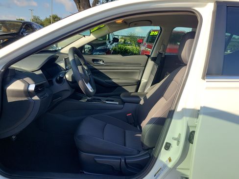 Used 2021 Nissan Altima 2.5 S FWD image 18