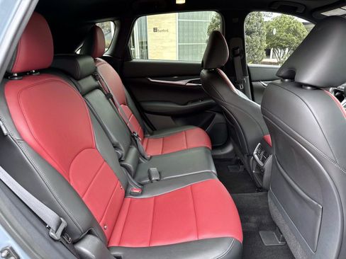 Used 2023 INFINITI QX50 Sport image 18