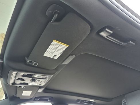 Used 2022 Cadillac Escalade ESV Sport w/ Touring Package image 25