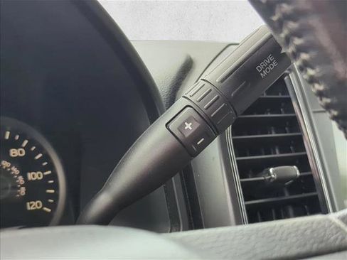 Used 2018 Ford F150 XLT w/ Equipment Group 302A Luxury AWD/4WD image 10