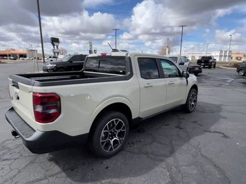 Used 2025 Ford Maverick Lariat AWD/4WD image 7