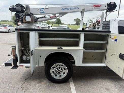 Used 2019 Chevrolet Silverado 2500 4x4 Crew Cab image 20