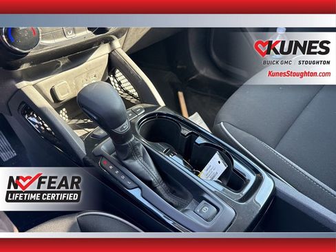 Used 2025 Chevrolet TrailBlazer LT w/ Driver Confidence Package image 32