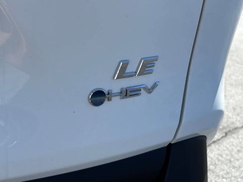 Used 2025 Toyota RAV4 LE image 29