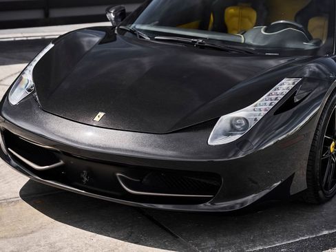 Used 2013 Ferrari 458 Spider RWD image 7