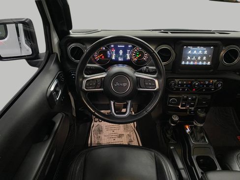 Used 2021 Jeep Wrangler Unlimited Sahara w/ Cold Weather Group AWD/4WD image 14