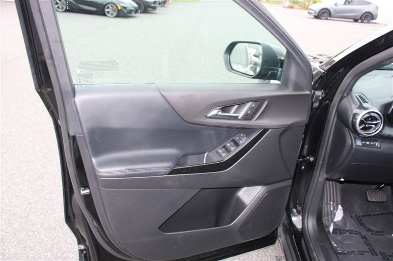 Used 2026 Chevrolet Equinox LT AWD/4WD image 11