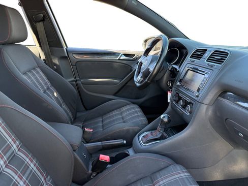 Used 2013 Volkswagen GTI 4-Door image 12