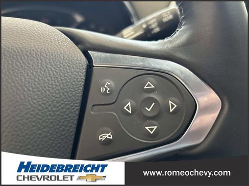 Certified 2023 Chevrolet Traverse LT image 20