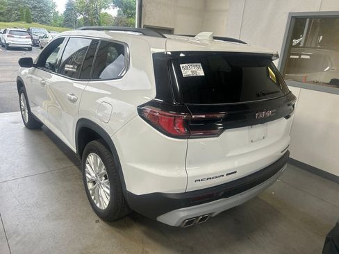 Used 2024 GMC Acadia Elevation AWD/4WD image 6