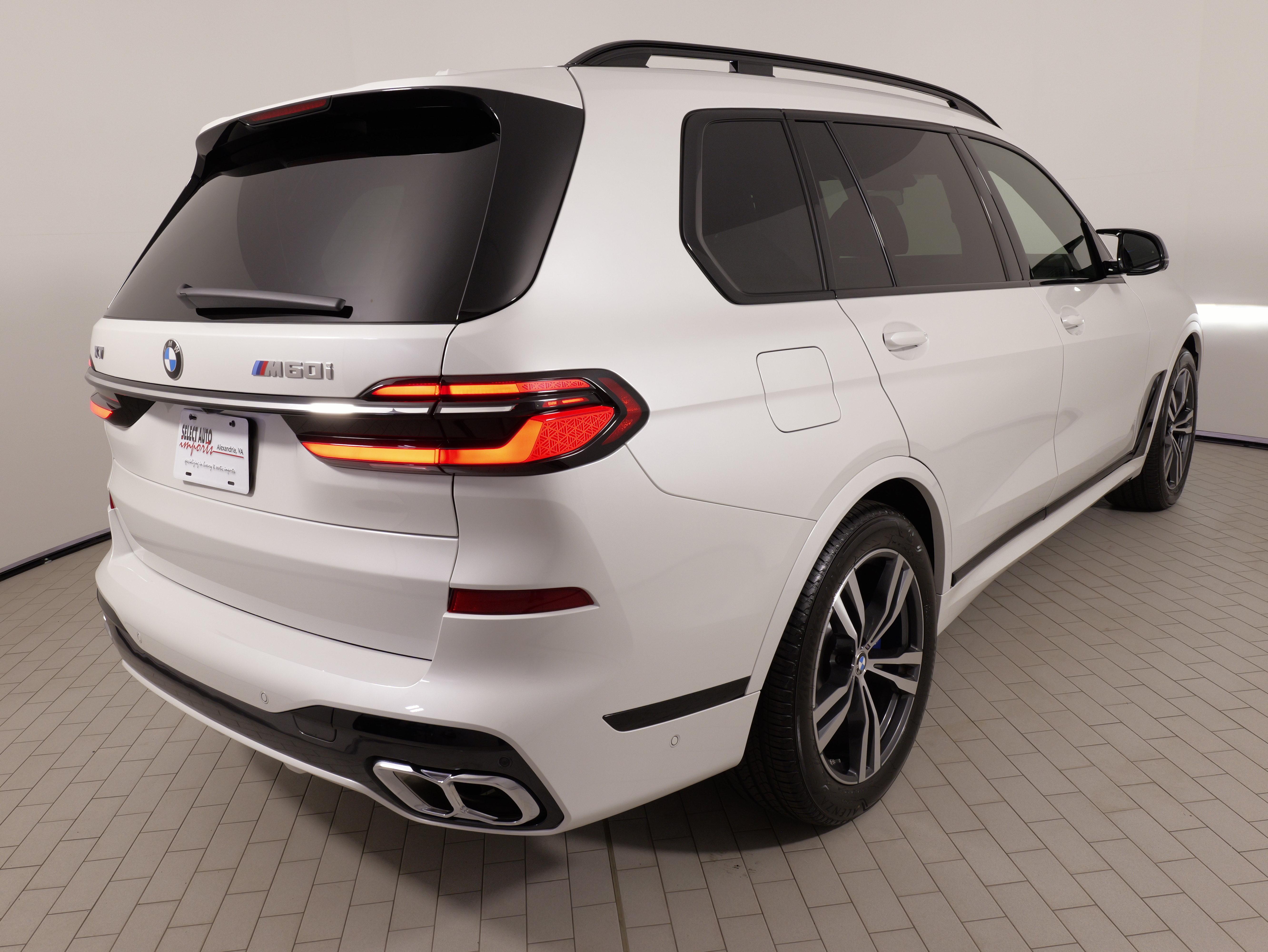 Used 2026 BMW X7 M60i AWD/4WD image 10