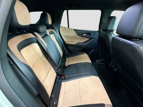 New 2026 Chevrolet Equinox ACTIV w/ Safety and Technology Package AWD/4WD image 27