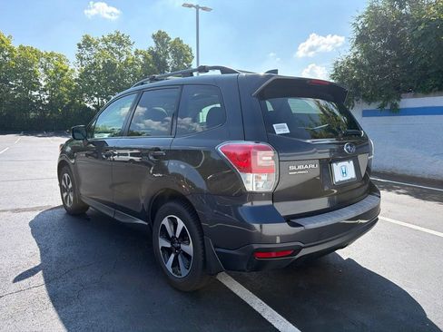 Used 2018 Subaru Forester 2.5i Premium AWD/4WD image 3