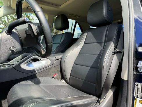 Used 2020 Mercedes-Benz GLE 450 4MATIC w/ Premium Package image 8