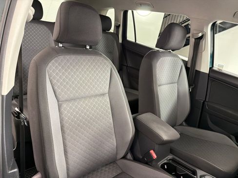 Used 2018 Volkswagen Tiguan S AWD/4WD image 21