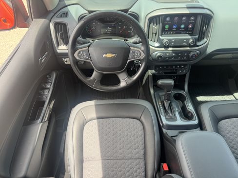 Used 2019 Chevrolet Colorado Z71 AWD/4WD image 24