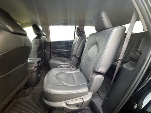 Used 2024 Toyota Grand Highlander Limited image 28