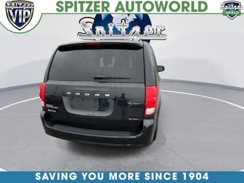 Used 2016 Dodge Grand Caravan SE FWD image 7
