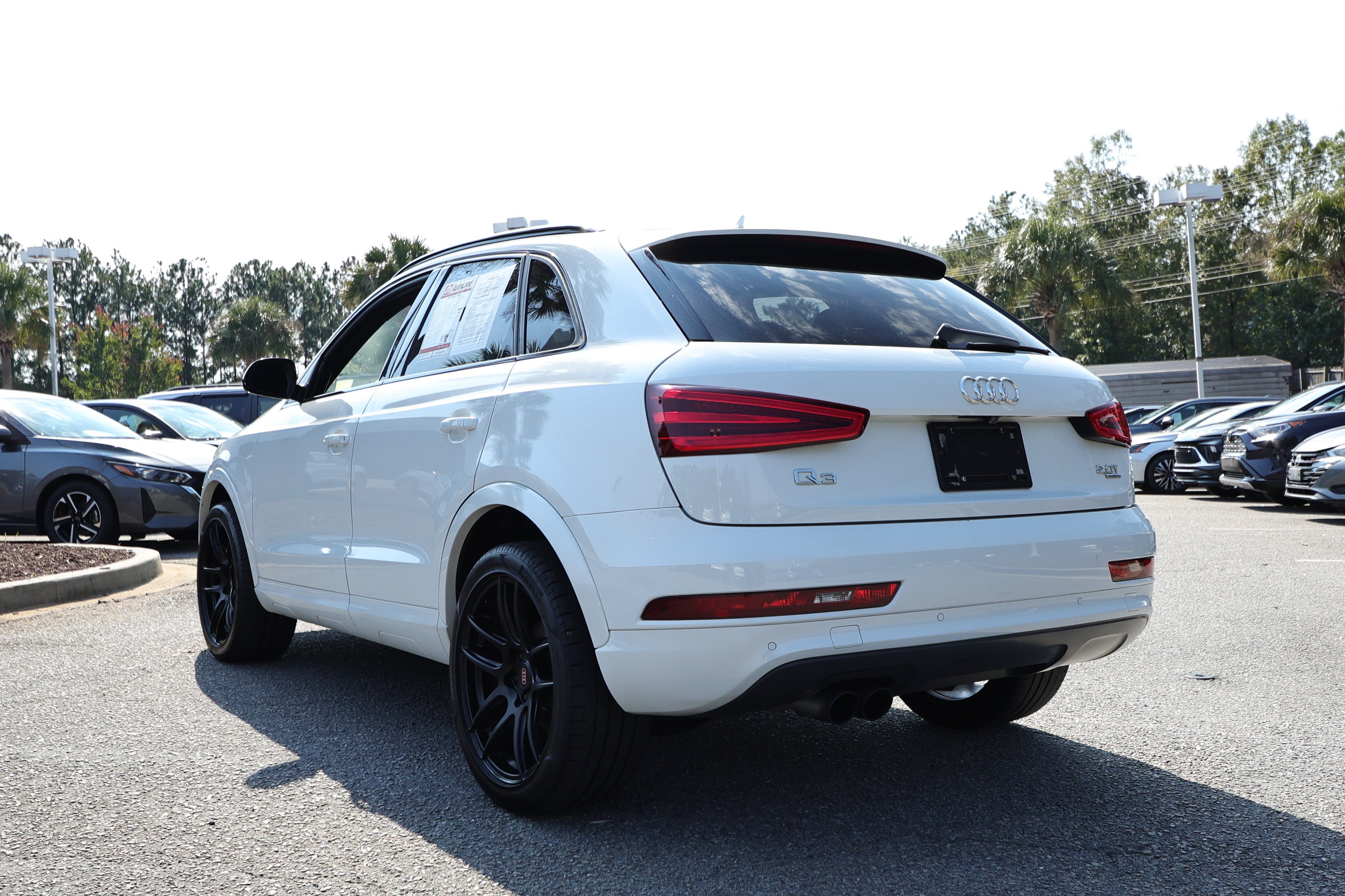 Used 2015 Audi Q3 2.0T Prestige w/ Prestige Package AWD/4WD image 8