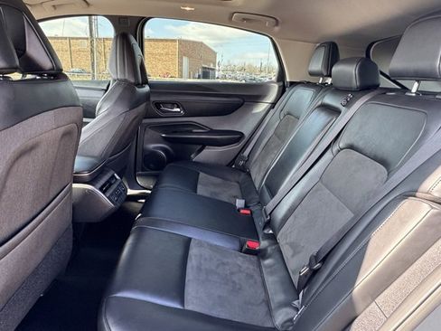 Used 2023 Nissan Ariya FWD image 13