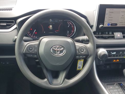 Used 2025 Toyota RAV4 LE AWD/4WD image 14