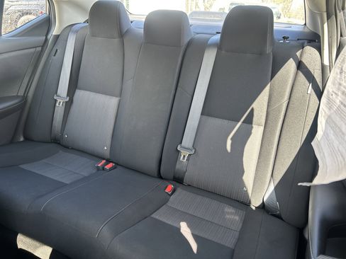 Used 2023 Nissan Sentra SV FWD image 16