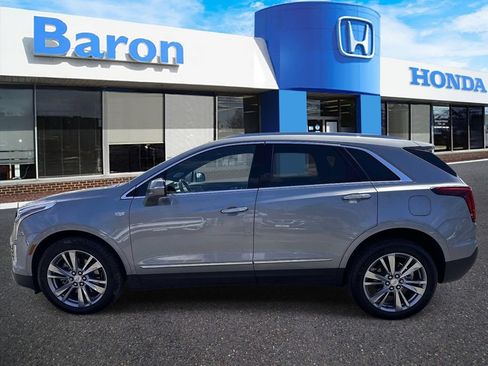 Used 2024 Cadillac XT5 Premium Luxury AWD/4WD image 3
