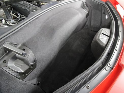 Used 2021 Chevrolet Corvette Stingray Coupe w/ Z51 Performance Package image 19